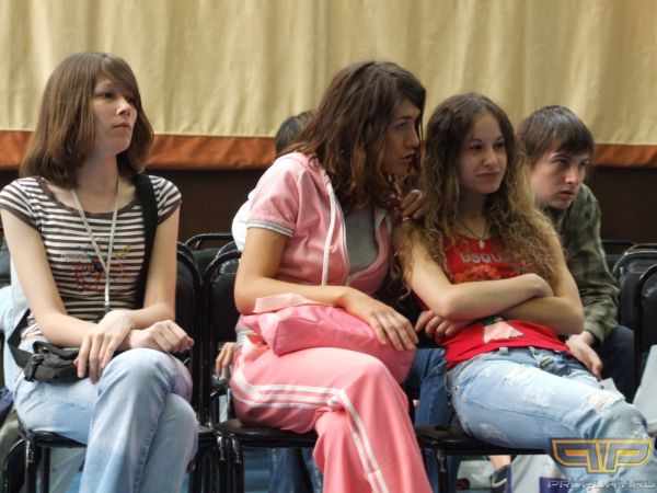 Ice Girls Strike > ashlee, Son1a � taTU