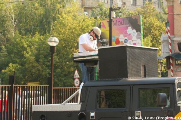 � ��� � ���!